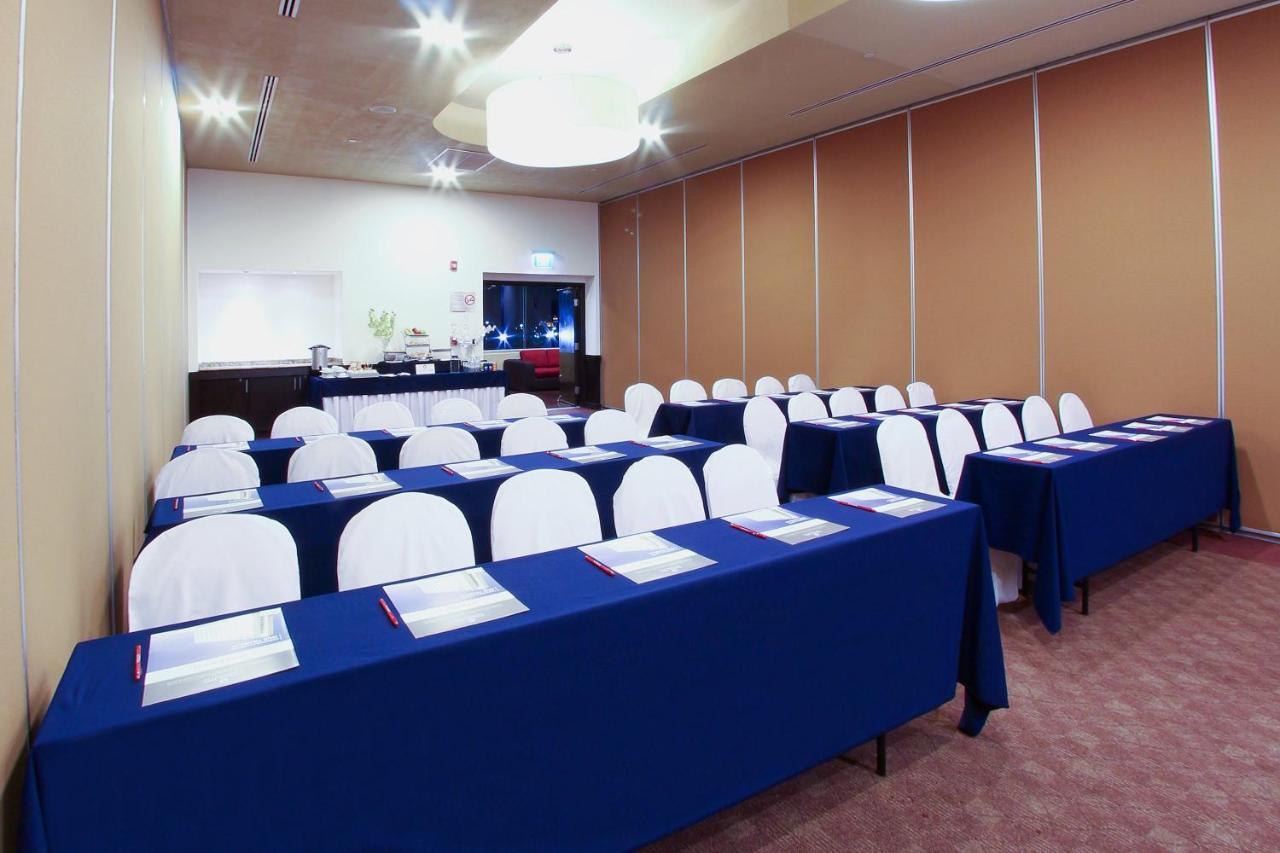 Fiesta Inn Express Durango Zewnętrze zdjęcie