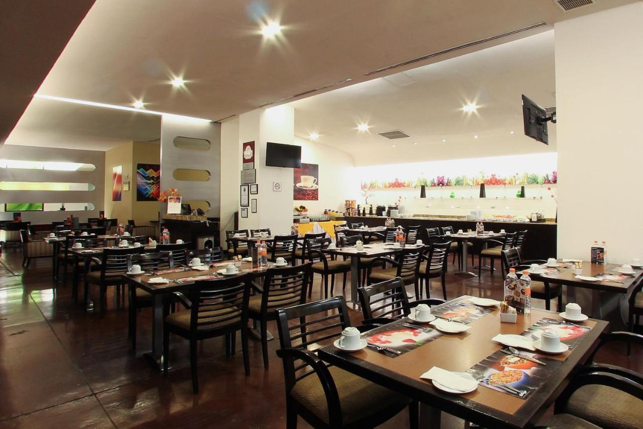 Fiesta Inn Express Durango Zewnętrze zdjęcie