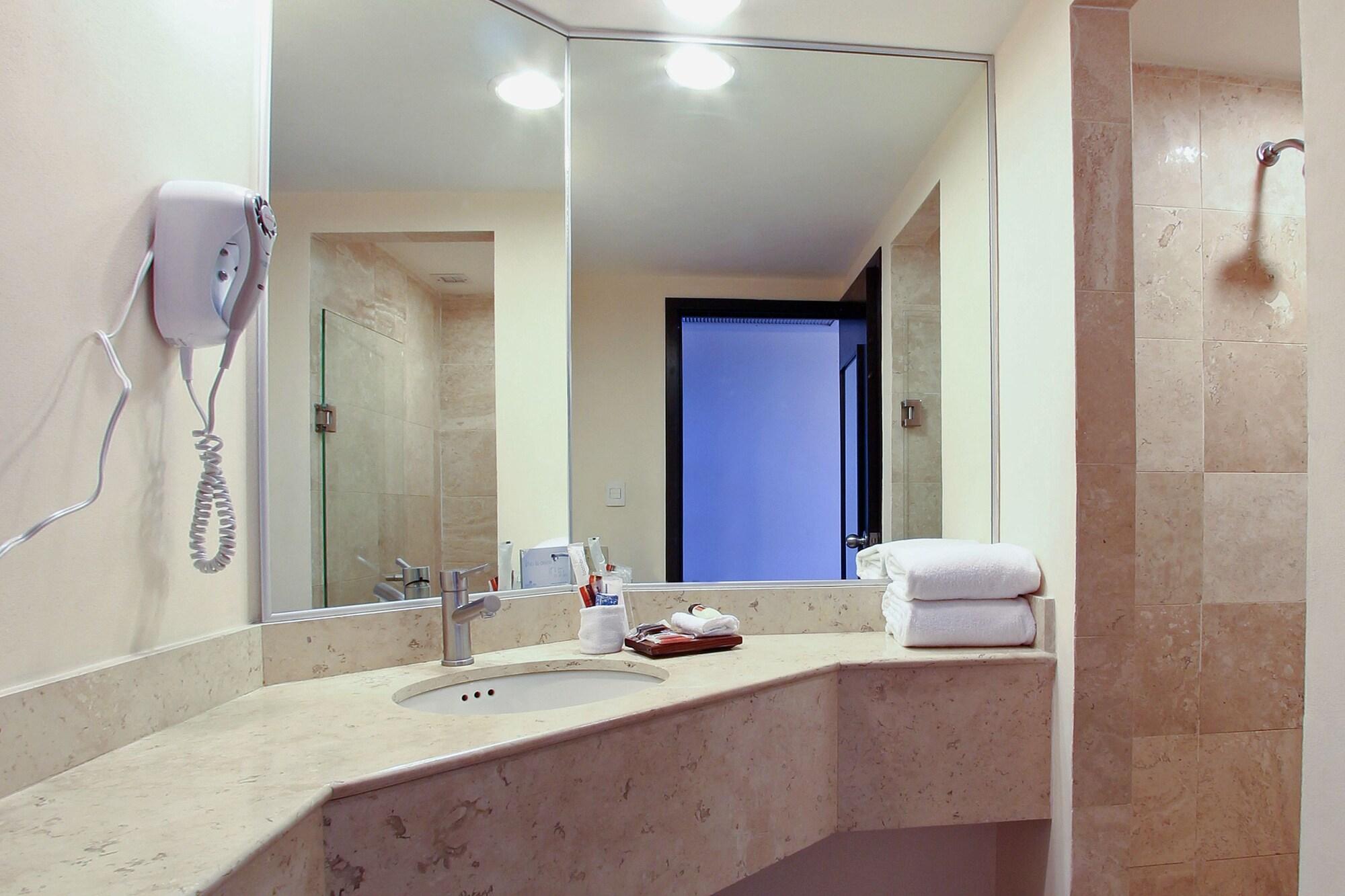 Fiesta Inn Express Durango Zewnętrze zdjęcie